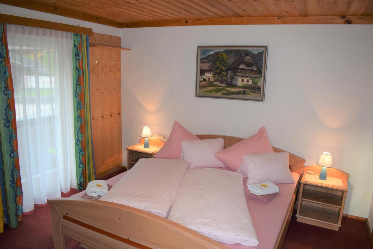 Landhaus Alpenrose - Feriendomizile Pichler Heiligenblut Zewnętrze zdjęcie