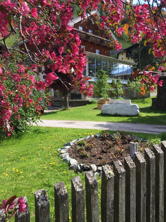 Landhaus Alpenrose - Feriendomizile Pichler Heiligenblut Zewnętrze zdjęcie